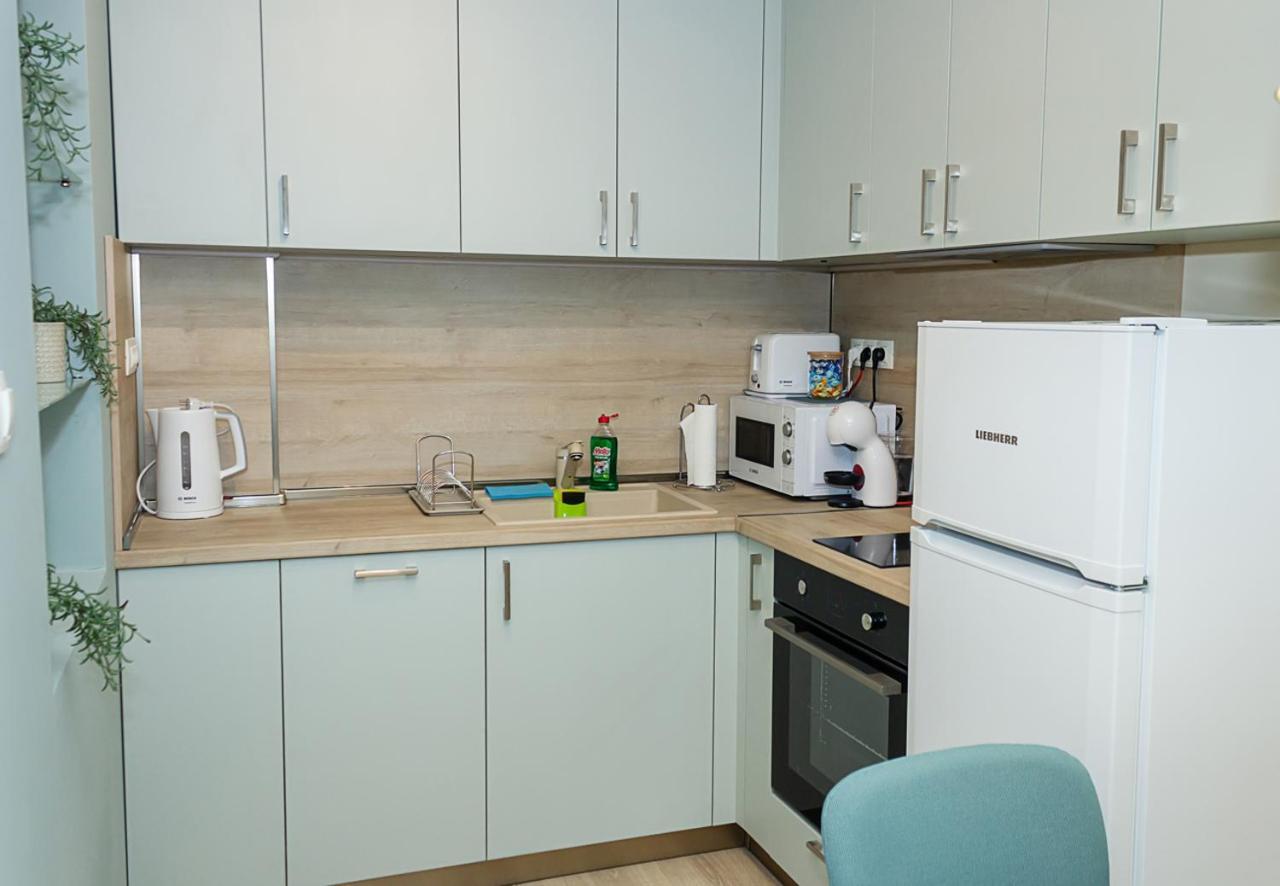 The Blue Apartment - 1Bd With A Cozy Balcony By Flat Mаnager Варна Екстериор снимка